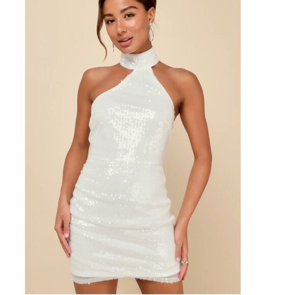 Sensational Purpose White Sequin Halter Tulip Mini Dress Size Medium🪩 - Picture 1 of 6